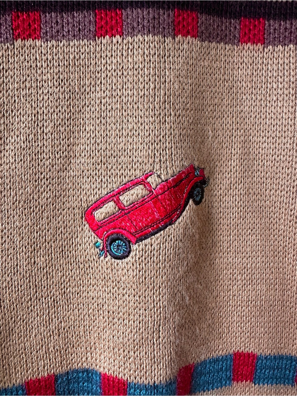 Vintage 90s intarsia knit sweater med large eclectic grandpa dadcore car motif - Picture 3 of 5